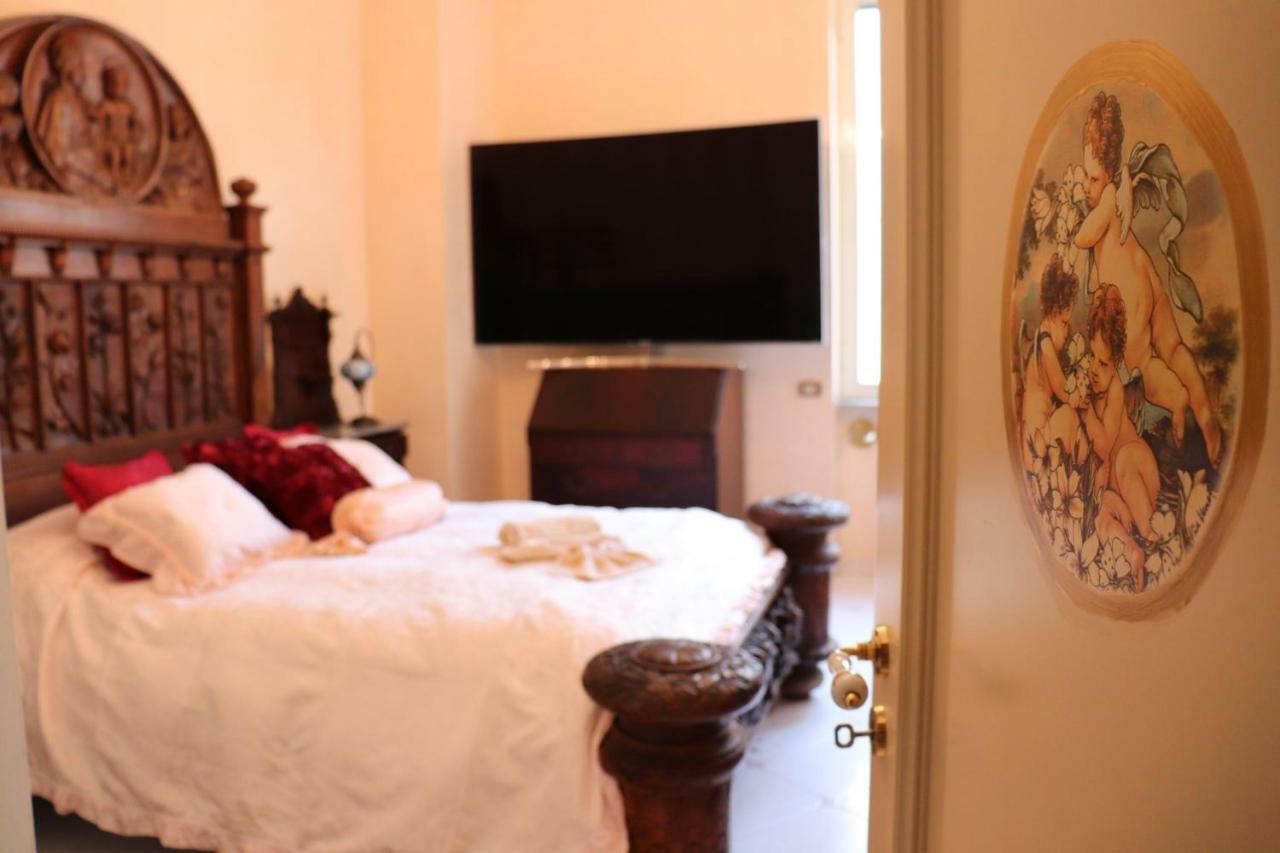 B&B Goldmund Napoli Eksteriør billede