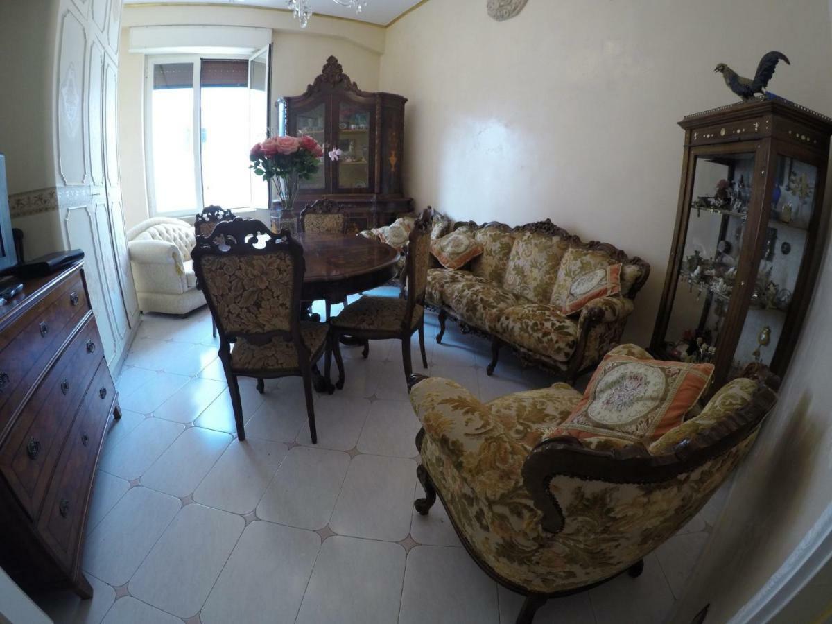 B&B Goldmund Napoli Eksteriør billede