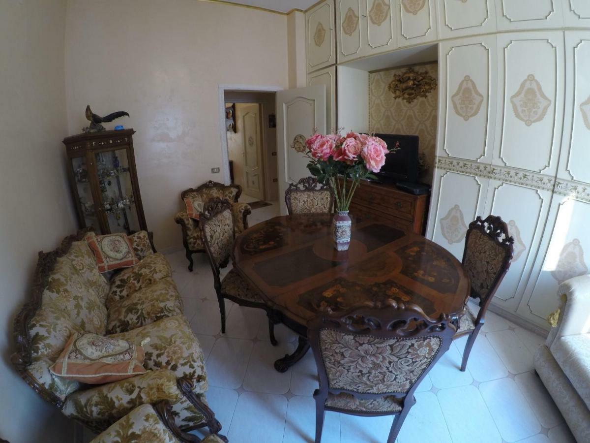 B&B Goldmund Napoli Eksteriør billede